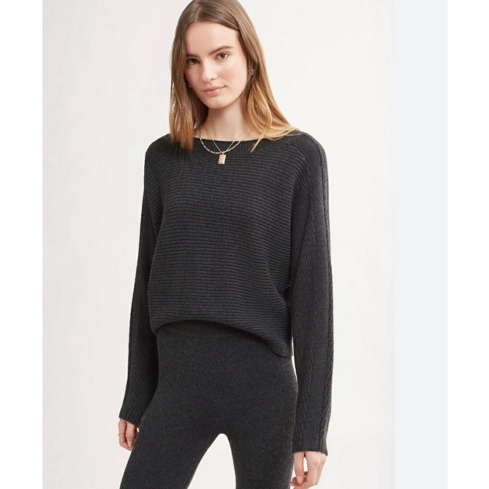 Le ORE LODI Ribbed Knit Sweater‎ Small